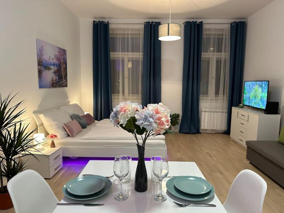 Romantic Apartment In The Center Of Prague Extérieur photo