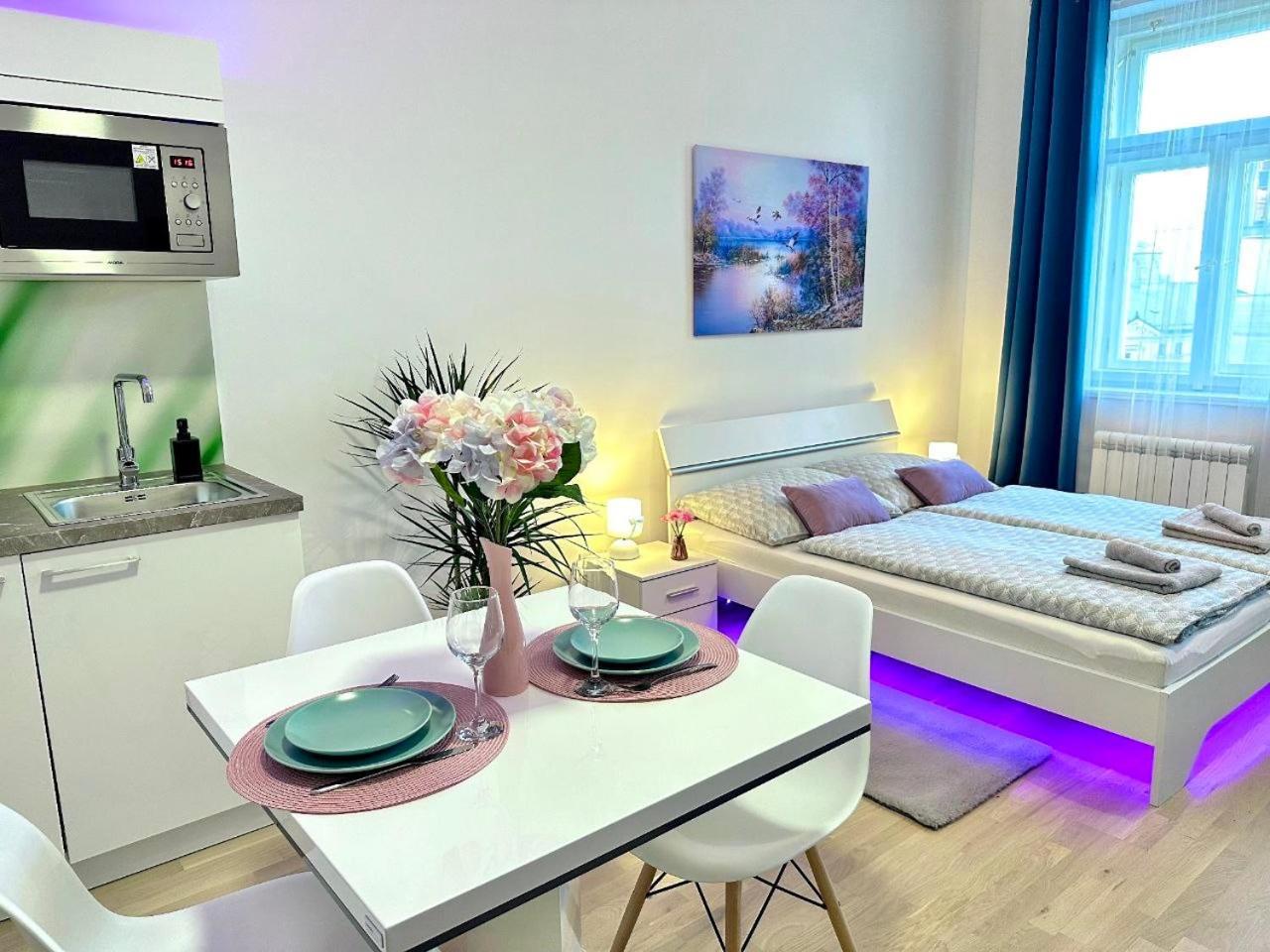 Romantic Apartment In The Center Of Prague Extérieur photo